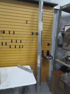 lot 309 image: DIAMOND PLATE CORNER PROTECTORS