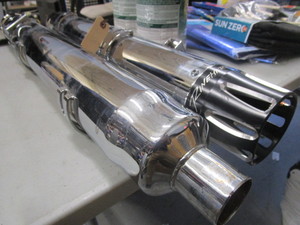 lot 320 image: RINEHART MUFFLERS FOR INDIAN  MOTORCYCLE