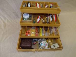 Tackle Box w Lots of Gear