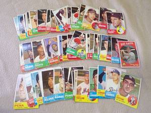 80 1963 Topps Baseball Cards
