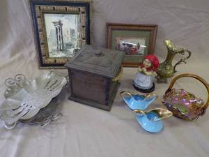 Lot of Vintage Dcor, Carnival Glass and Wooden Box