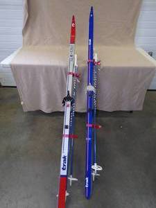 Very nice Pair of Trak Cross Country Skis Cortina & T-1050