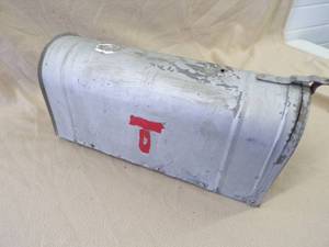 Solid Steel Mailbox