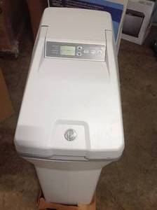 lot 10 image: GE 40,200 Grain Water Softener customer Return see pictures