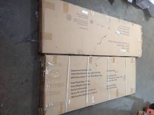 lot 27 image: Lot of 2 Work Surfaces different size and models see pictures
