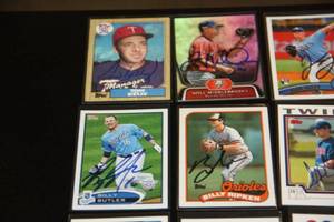 In Person Autograph Card Lot  14 Cards