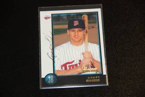 Minnesota Twins Baseball Card Lot  33 Cards
