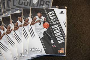 Kris Dunn Basketball Cardk Lot  21 Cards
