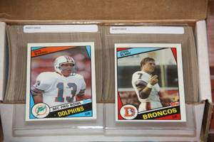 1984 Topps Football Complete Set #1  John Elway & Dan Marino Rookie Card