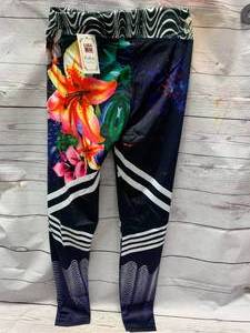 lot 52 image: New Womens Floral Legging Pants Size L  XL