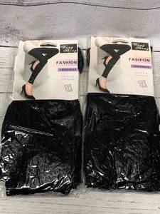 lot 54 image: Set of 2 New Womens Leggings