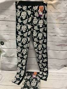 lot 59 image: Set of 2 NewKids Large Leggings