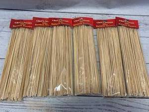 lot 82 image: Lot Of 600 Bamboo Skewers