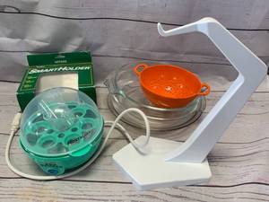 lot 87 image: Egg Cooker, Smart Toilet Paper Holder, Housewares