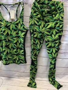 lot 92 image: Cannabis Tank TopAnd Pants Size LargeXL