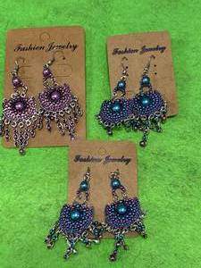 lot 142 image: Lot of 3 Fashion Necklaces