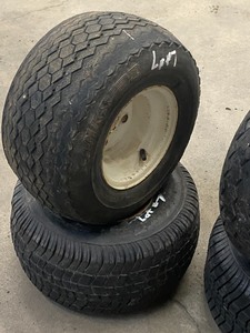 lot 7 image: Lot Of (4) Wheels & Tires