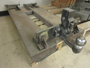 lot 707 image: FORKLIFT TRAILER ATTACHMENT