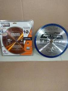 lot 14 image: Ridgid 10 blade & Avanti Pro 12 blade- new & used -SEE PICTURES