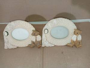 lot 59 image: Teddy bear picture frames- set of 2 - slightly used -SEE PICTURES