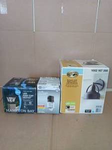 lot 68 image: Mixed lot of external led lanterns -SEE PICTURES