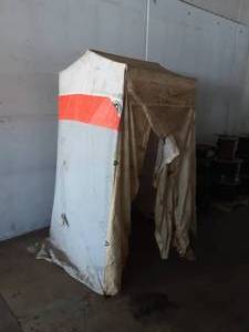 lot 16 image: Pop N Work Tent-(See Lot #22 For Cooling Unit)