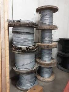 lot 28 image: 7-Spools Of Cable