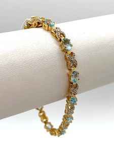 lot 54 image: Set of 18K Gold Over Sterling Silver (Assumed) Blue Topaz 7 Bracelet w Blue Topaz Necklace, Original Tag