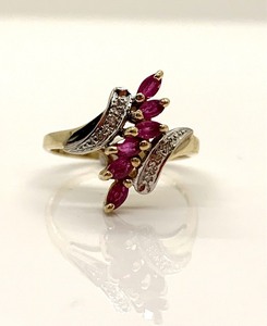 lot 86 image: 10K Yellow Gold Ring w6 Marquis-Cut (Assumed) Rubies and Chips, Size 7