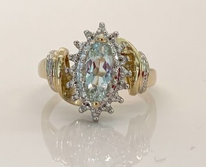 lot 98 image: 10K Yellow Gold Ring w Marquis-Cut Very Very Pale Aqua Stone and Tiny White Stone Chips, Size 7-14