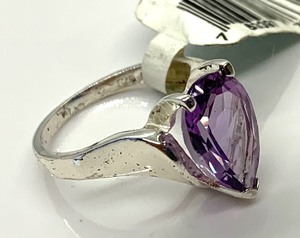 lot 157 image: Sterling Silver Ring w Genuine Teardrop Amethyst Stone, Size 7, Original Tag