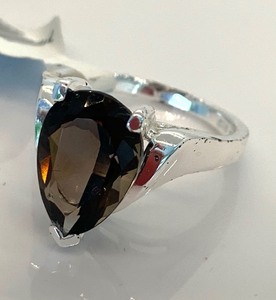 lot 176 image: Sterling Silver Smokey Quartz Teardrop Ring, Size 7, Original Tag