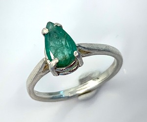 lot 180 image: 2 Sterling Silver Rings with Gems, Size 4.5 and 5.5