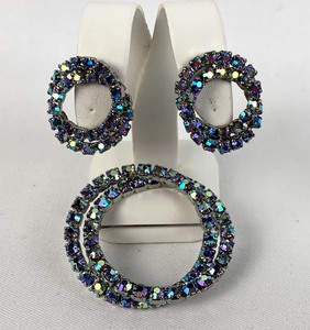 lot 277 image: Vintage Jewelry - Set of Stunning Blue Iridescent Earrings and Brooch, Polcini Earrings and More
