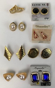 lot 290 image: Assorted Clip-On Earring Pairs - Group E - 32 Pairs