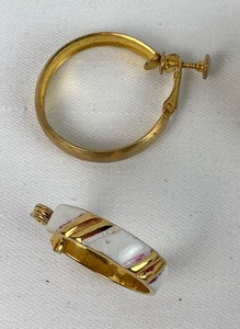 lot 292 image: Single, Unpaired Clip-On Earrings in Gold Tones - 52 Earrings