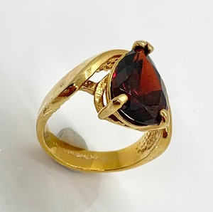 lot 317 image: Fashion Rings, Size 7-14, Group C - 6 Rings