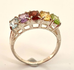 lot 216 image: Three Sterling Silver Rings w Gems, Size 7-12