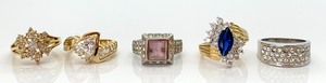 lot 327 image: Fashion Rings, Size 8-14, Group A - 5 Rings