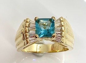 lot 329 image: Fashion Rings, Size 8-12 - 6 Rings