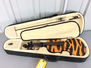 lot 241 image: Violin