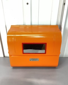 lot 262 image: Vintage Continuous Towel Cabinet