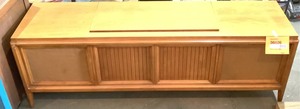 lot 287 image: Vintage Sylvania Media Player Cabinet