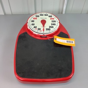 lot 266 image: Vintage Scale
