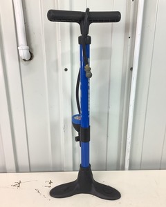 lot 201 image: Bike Pump