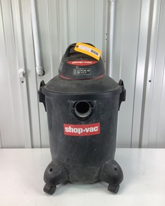 lot 207 image: Shop Vac