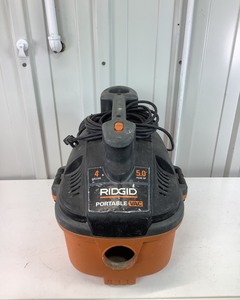 lot 141 image: Ridgid Portable Vacuum