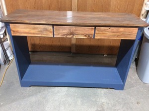lot 280 image: Sofa Table