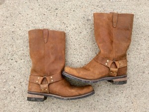 lot 313 image: Leather Boots