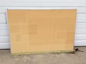 lot 316 image: Quartet Cork Board